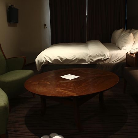 Plaza Hotel Beirut Exteriör bild