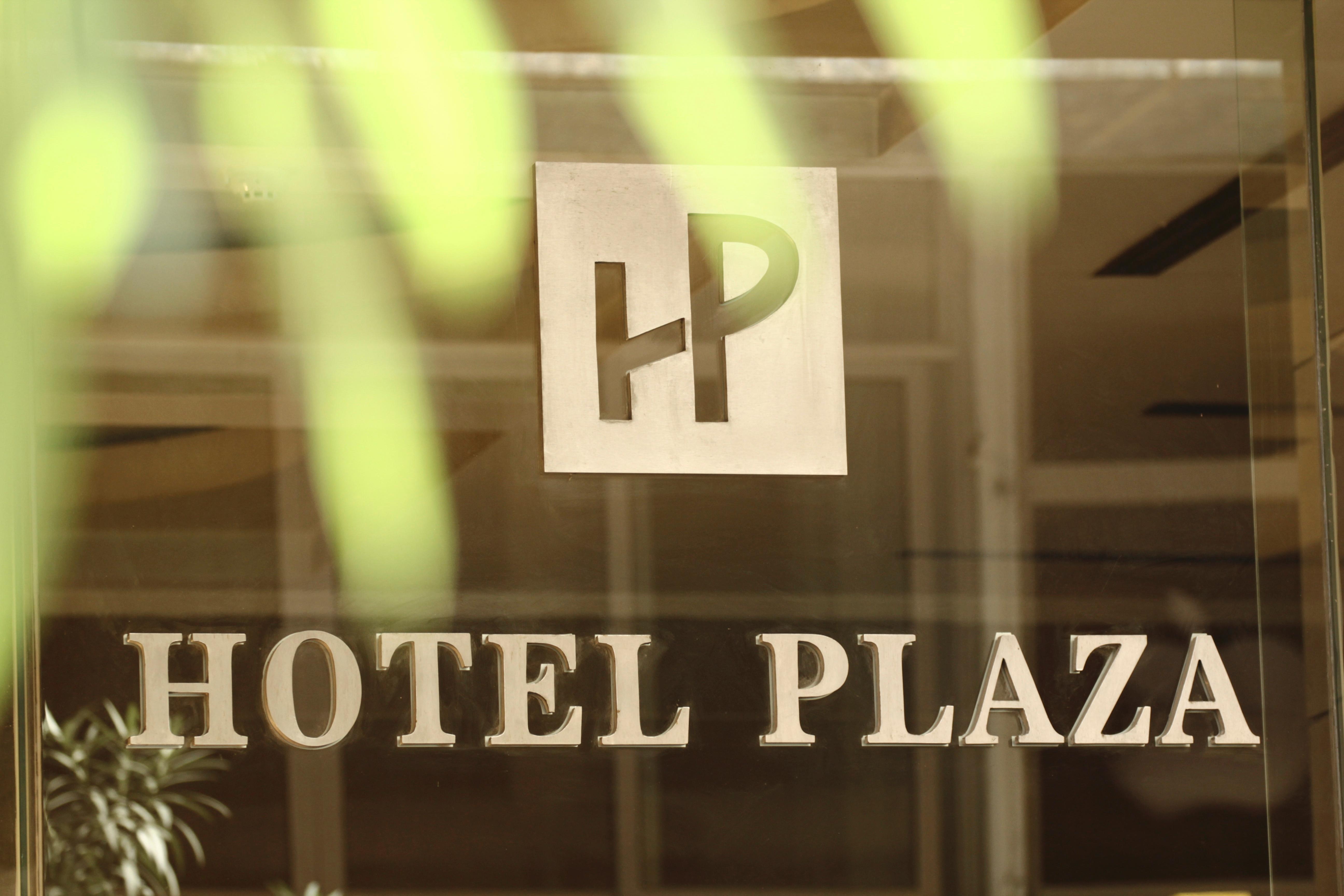 Plaza Hotel Beirut Exteriör bild