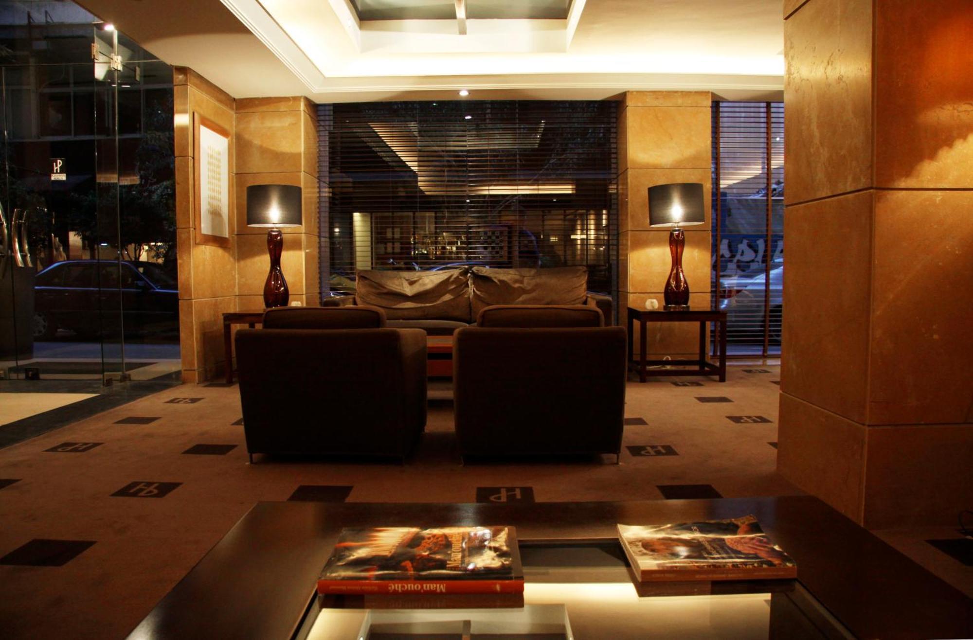 Plaza Hotel Beirut Exteriör bild